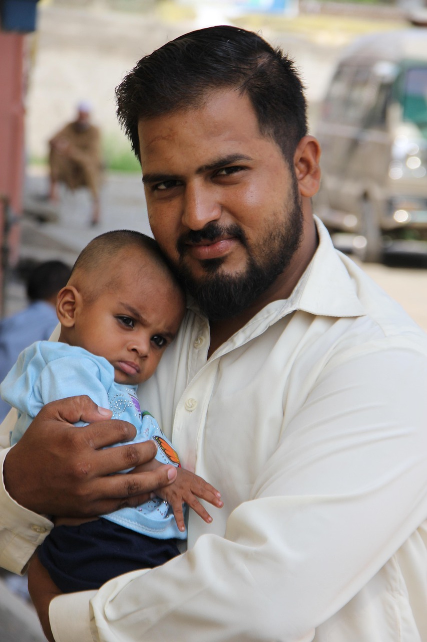Pakistani family support