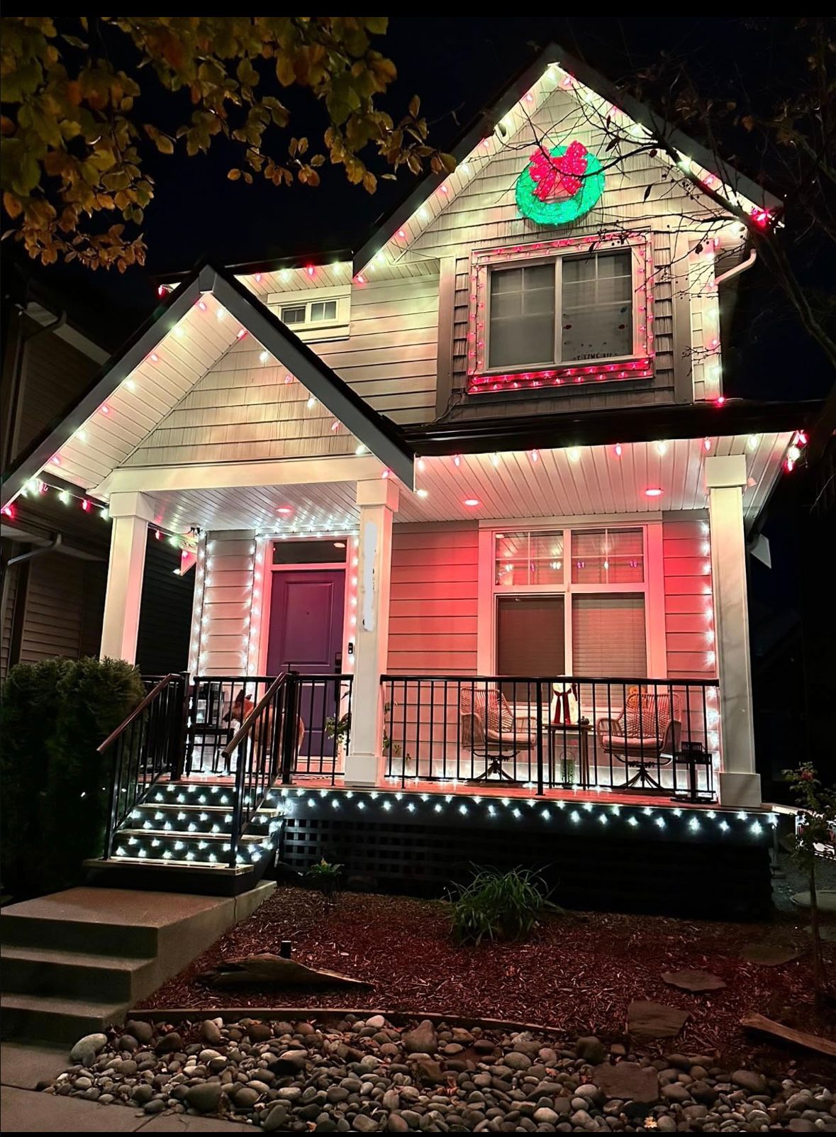 Professional Christmas light installation by LITUP Vancouver 2
