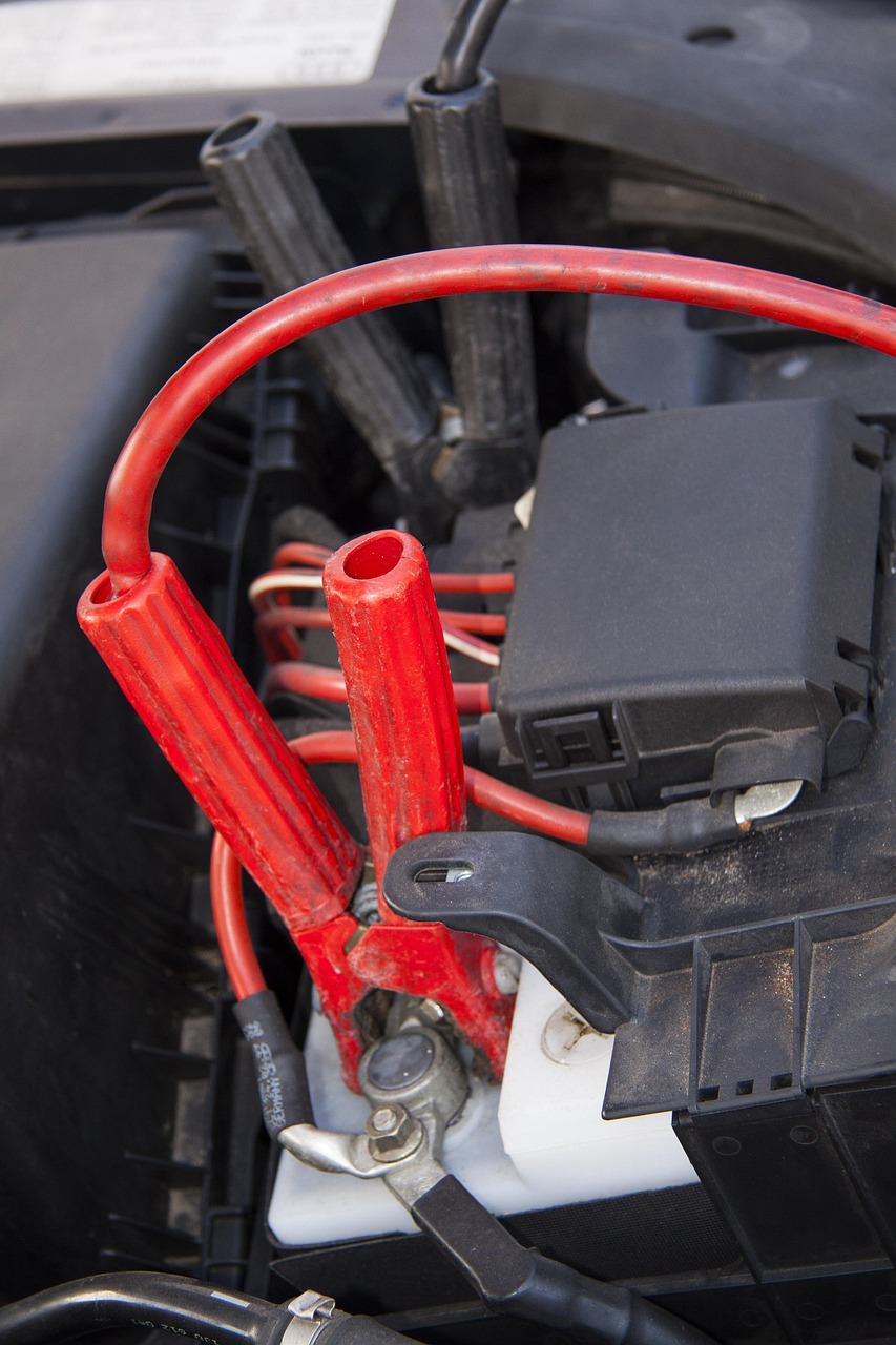 Emergency mobile tyre fitting van