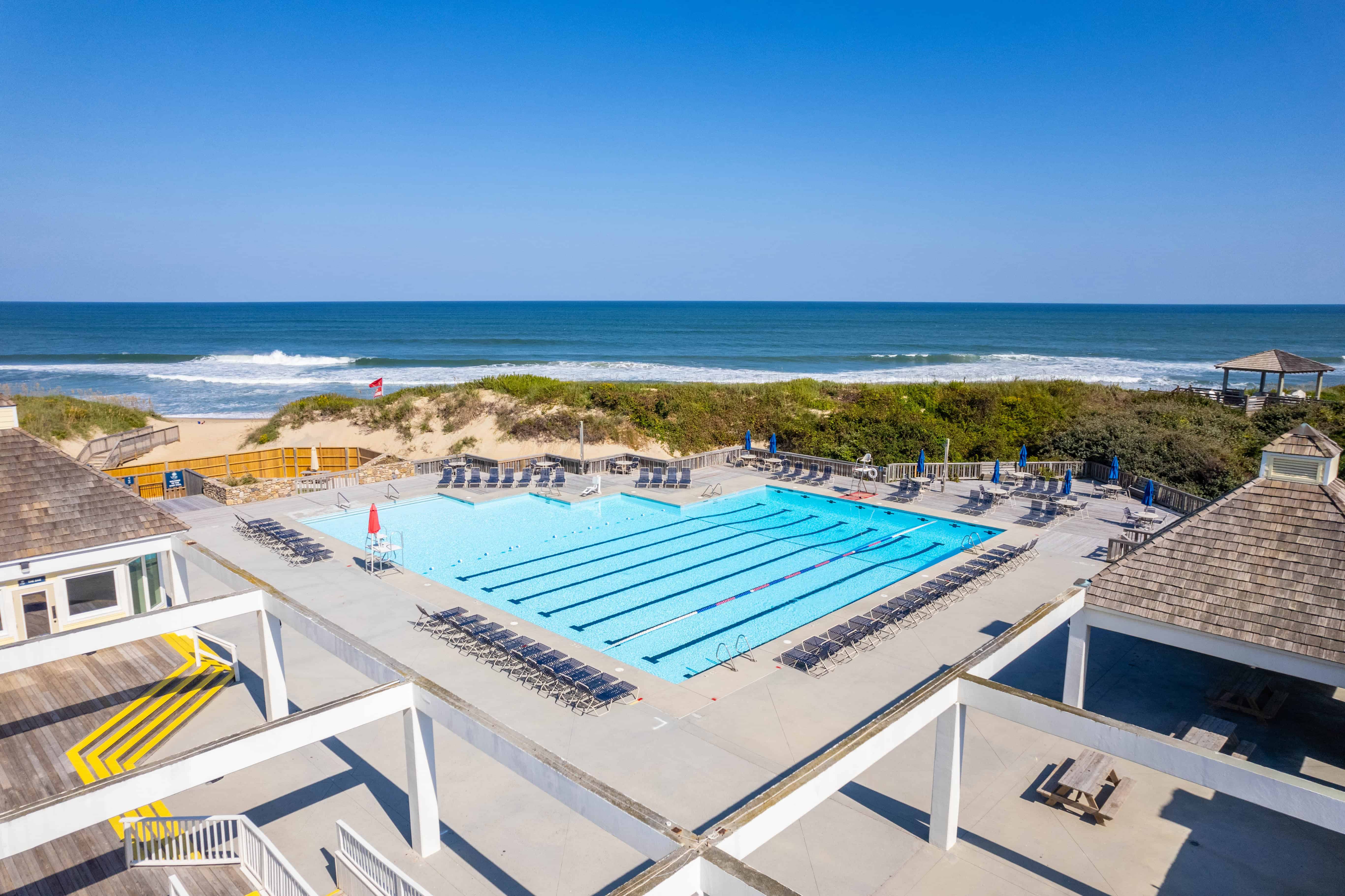 Junior Olympic pool + kiddie pool