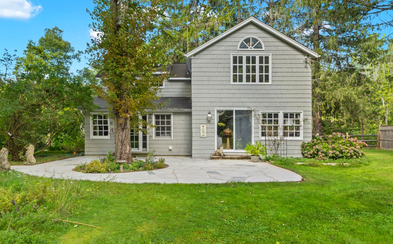 Exterior property view 6