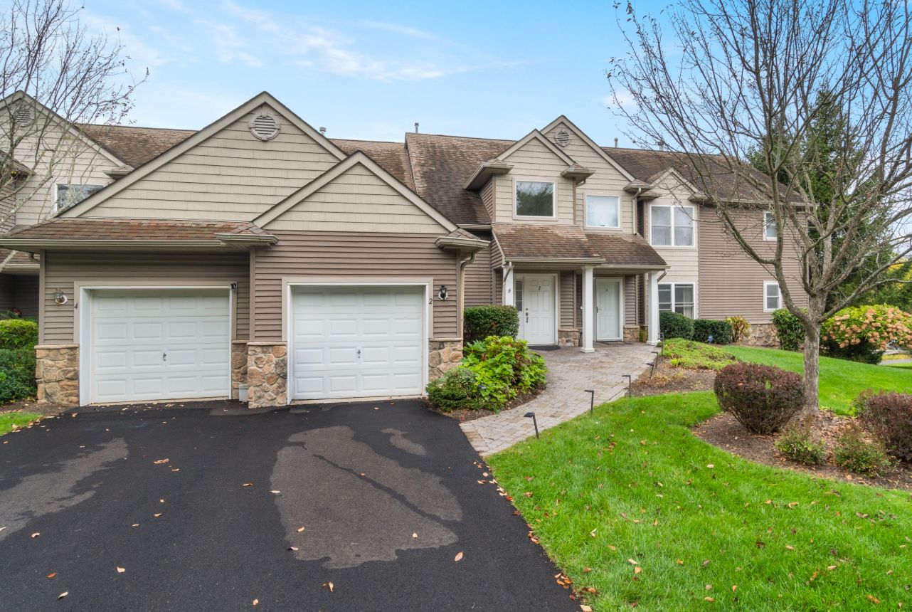 Exterior property view 11