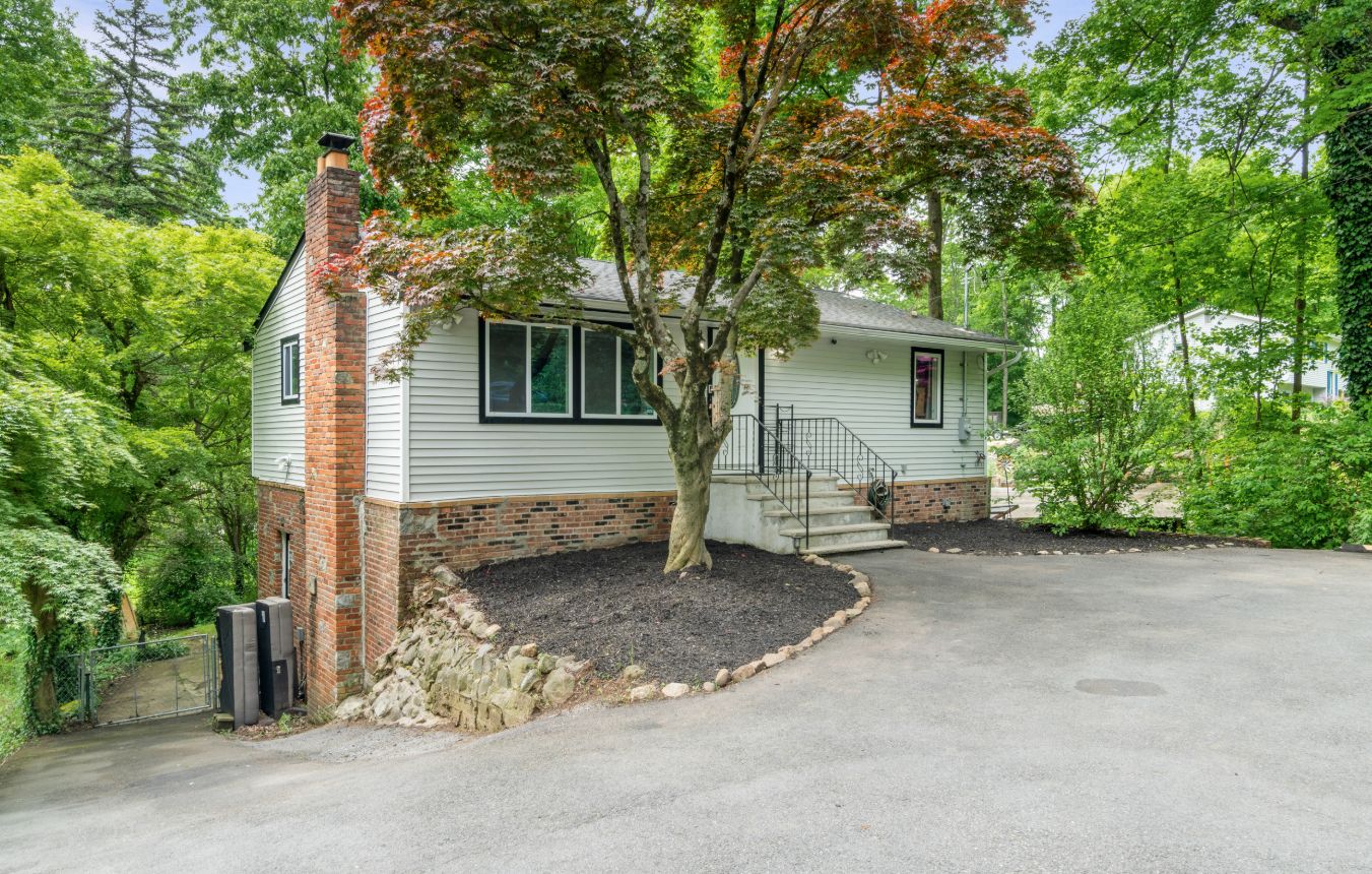 Exterior property view 12